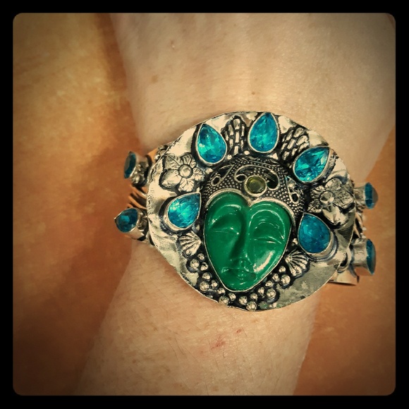 New Carved Goddess Face Blue Topaz & Peridot 925 Silver Cuff Bracelet. - Picture 3 of 8